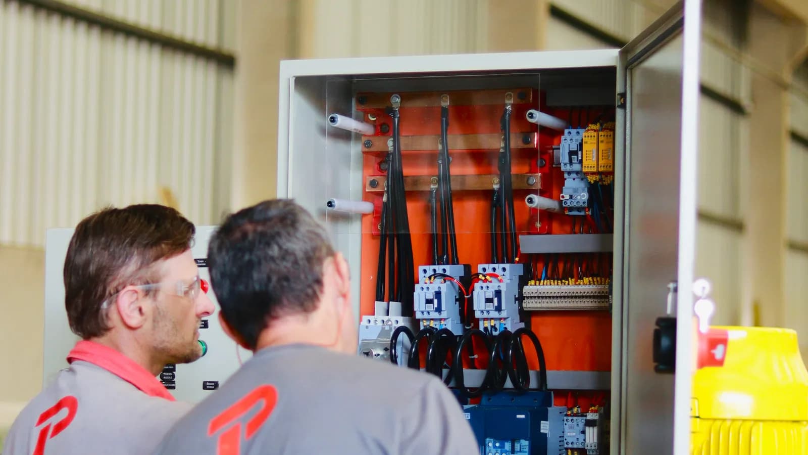 Economizador de energia: o opcional que aparece na conta de luz